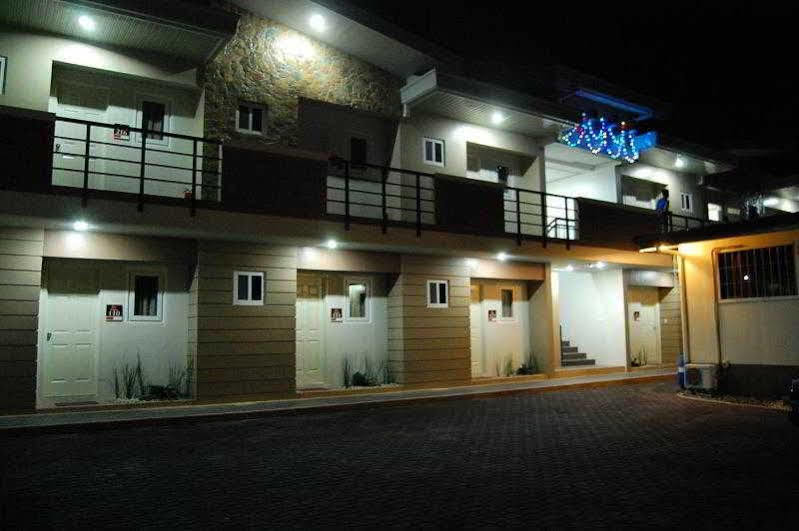 Rumi Apartelle Hotel Angeles Eksteriør billede